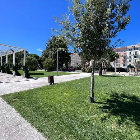 Casa Per Vacanze E Lavoro * Savona