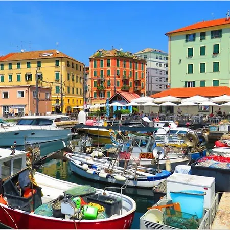 Casa Per Vacanze E Lavoro *