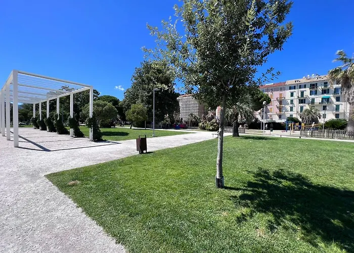 Casa Per Vacanze E Lavoro * Savona